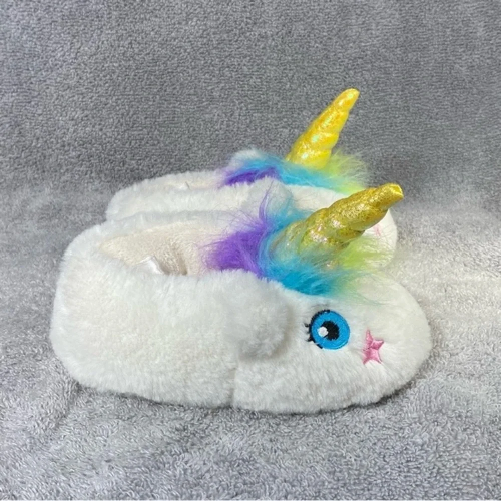 Unicorn White‎ Girls Slipper Size 5-6 Slip On